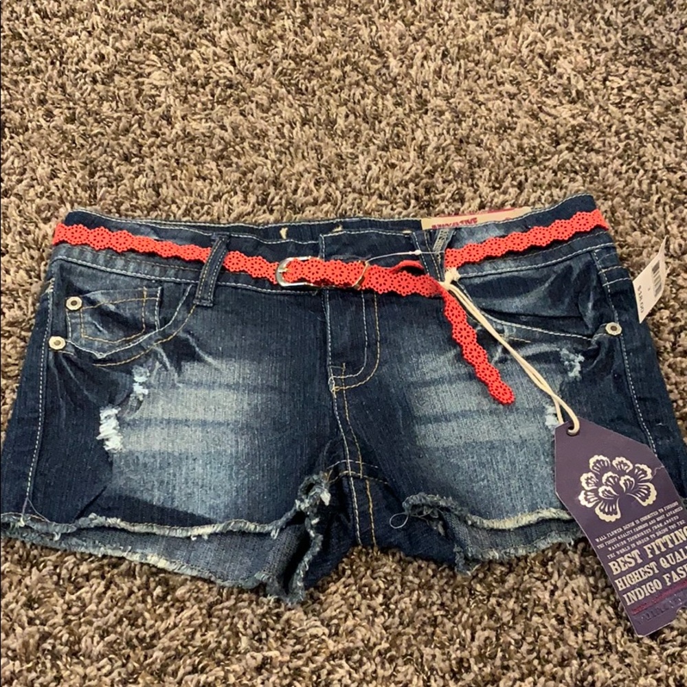 💗 Super cute blue jean shorts